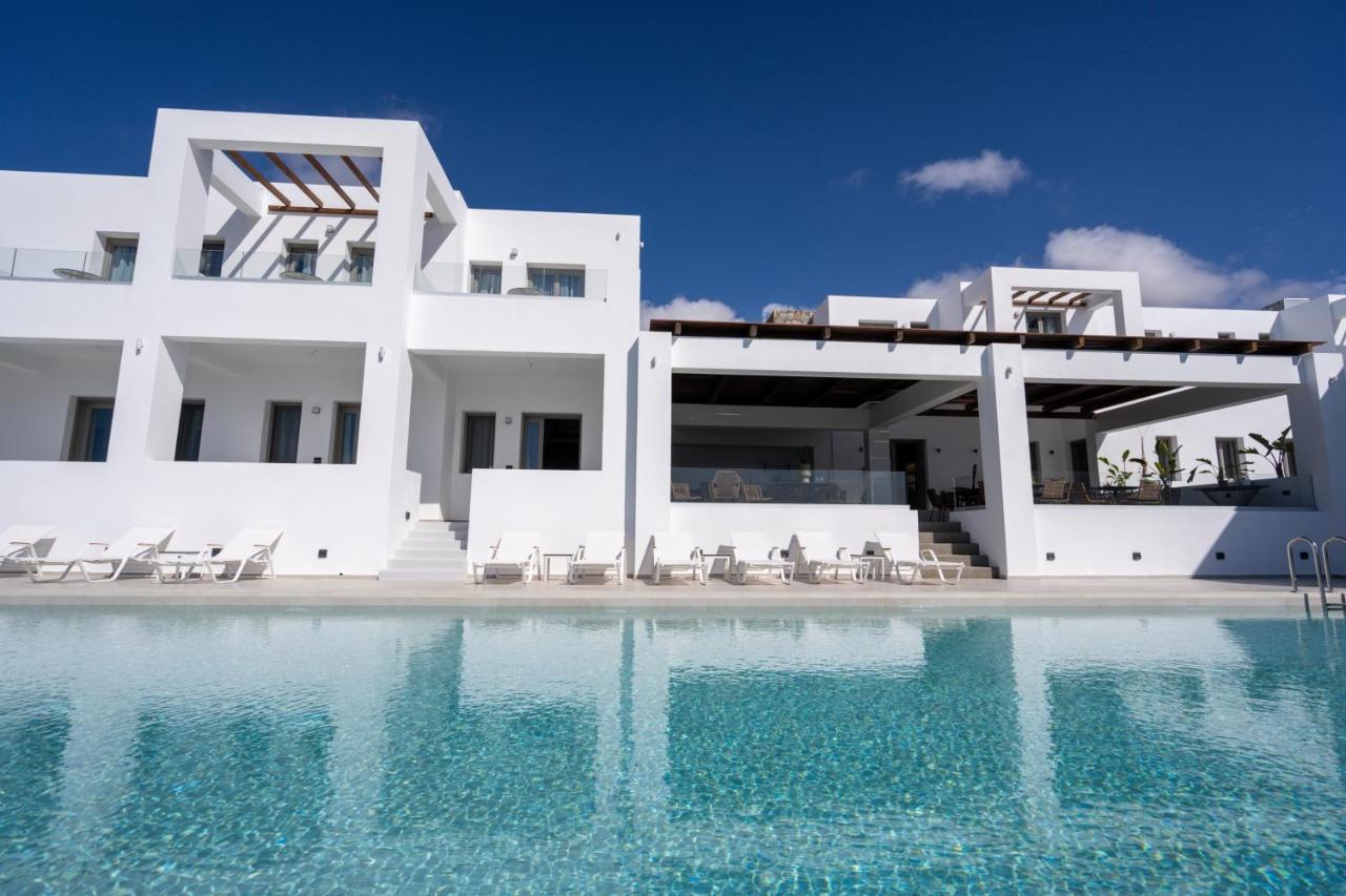 Kouros Blanc & Hotel